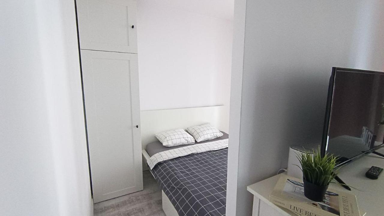 Apartament Niedaleko Centrum Warszawy Warsaw Exterior photo